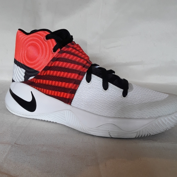 kyrie 2 crossover